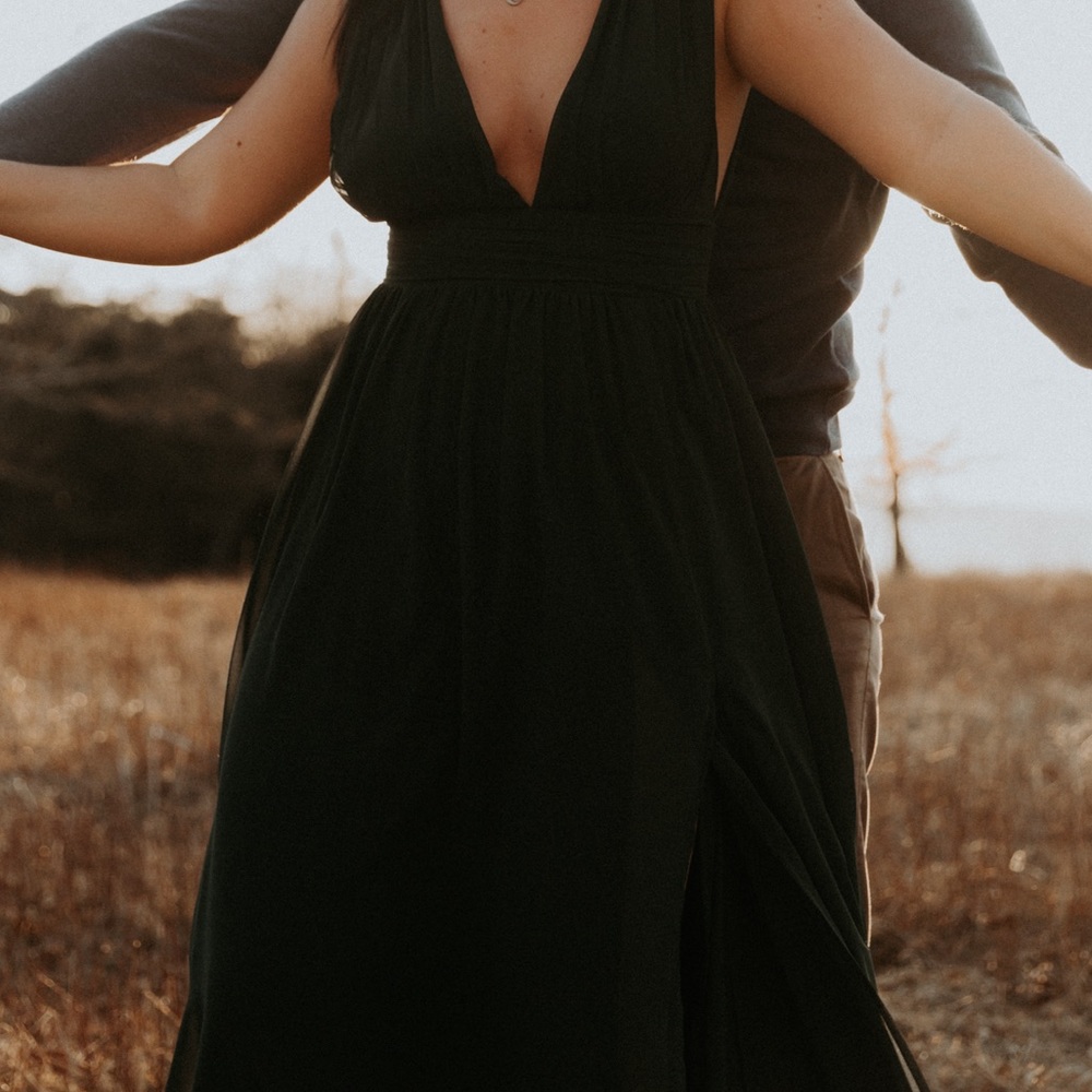 Beautiful emerald green dress for any occasion!